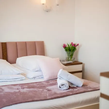 Florencja Moxy Te&am Stare Dworzec 3 Min Parking Gratis Krasków
