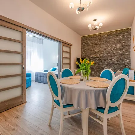 Florencja Parking Gratis Moxy Te&am Cracow Διαμέρισμα *